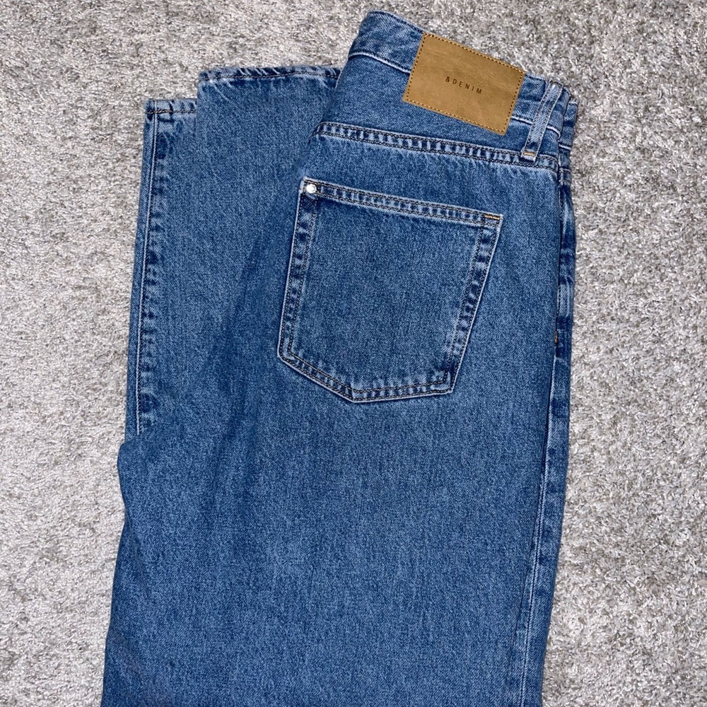 Mom Jeans